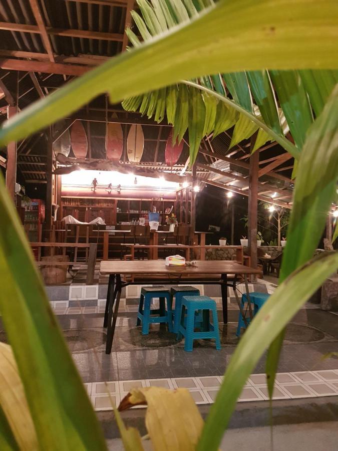 Amban Beach House Manokwari Buitenkant foto